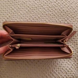 kate spade Bags - Kate Spade Wallet kate spade Bags - Kate Spade Wallet